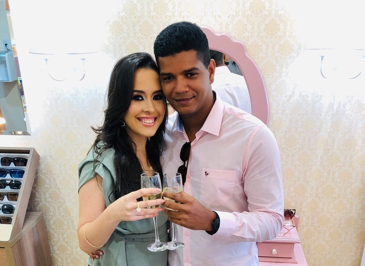 Luciana Cardoso e Carlos Falc&atilde;o, da &Oacute;tica Passaredo: empreendedorismo &eacute; um dos pilares da rela&ccedil;&atilde;o