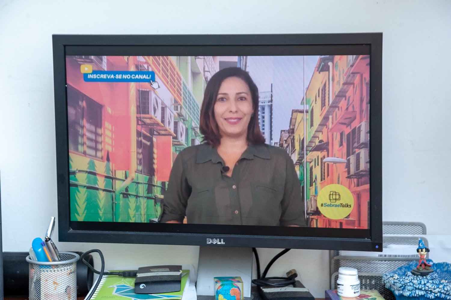 Valdirene P&aacute;dua, especialista em gest&atilde;o empresarial e tribut&aacute;ria.